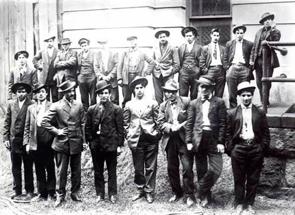 Depiction of rival street gangs in the Five Points district of Lower Manhattan